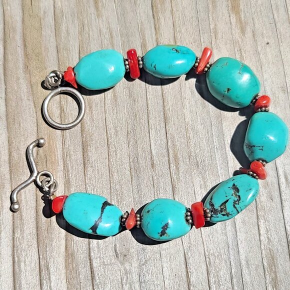 Natural Blue Turquoise & Red Coral Bead Bracelet w/ Silver Toggle Hook Clasp 7" - Picture 3 of 6